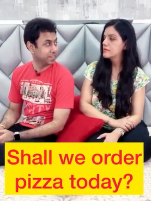 sakshi-aaj-pizza-order-kare